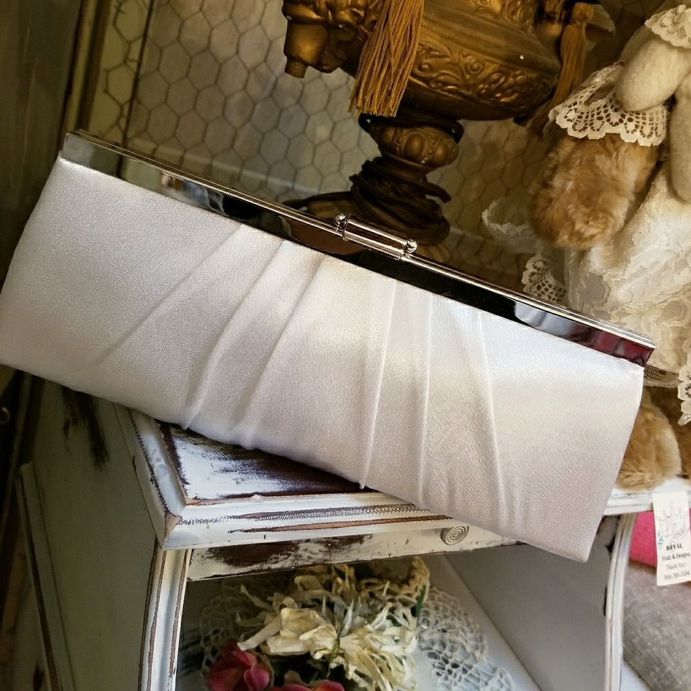 Eveniing clutch bag